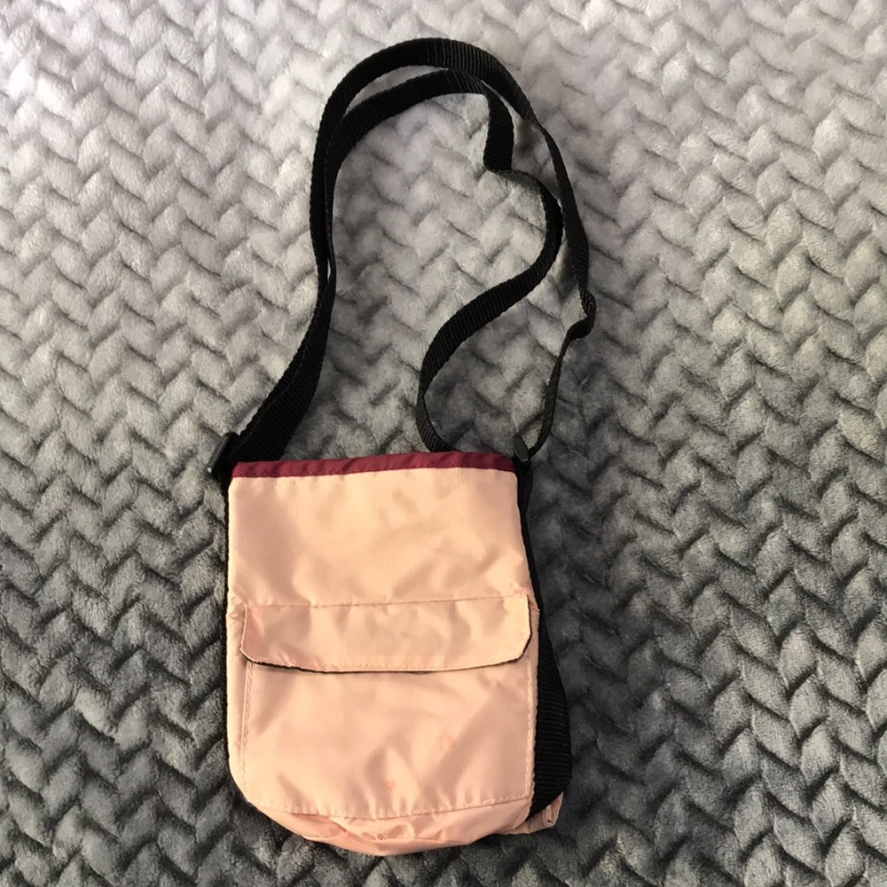 Outward Hound Dog Treat Tote, Small, Colour Peach & Black - Picture 2 of 5